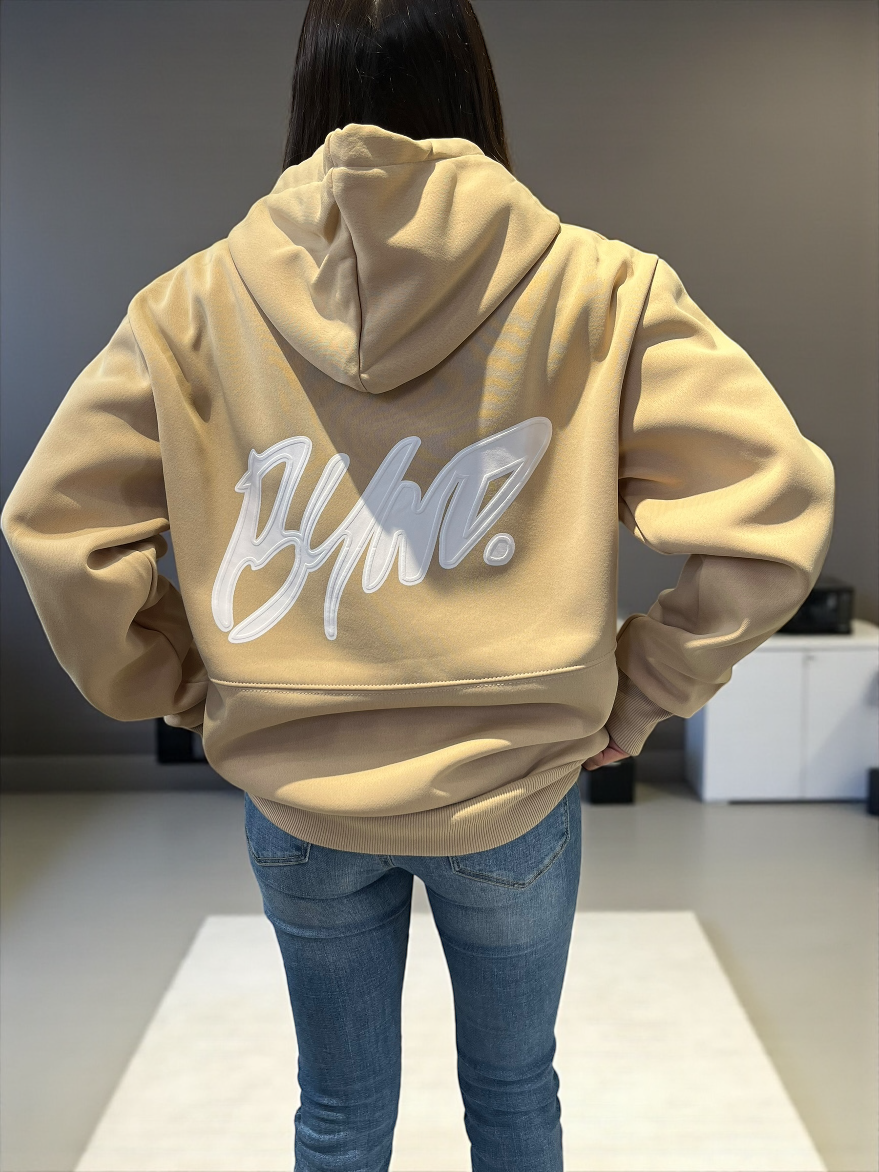 Sudadera Beyondfamous