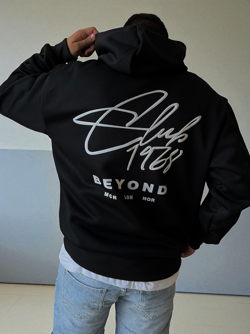 Sudadera oversized con diseño en la espalda