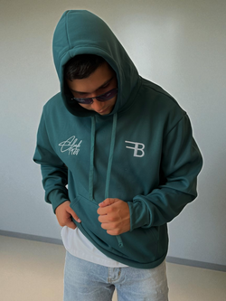 Sudadera oversized con diseño en la espalda