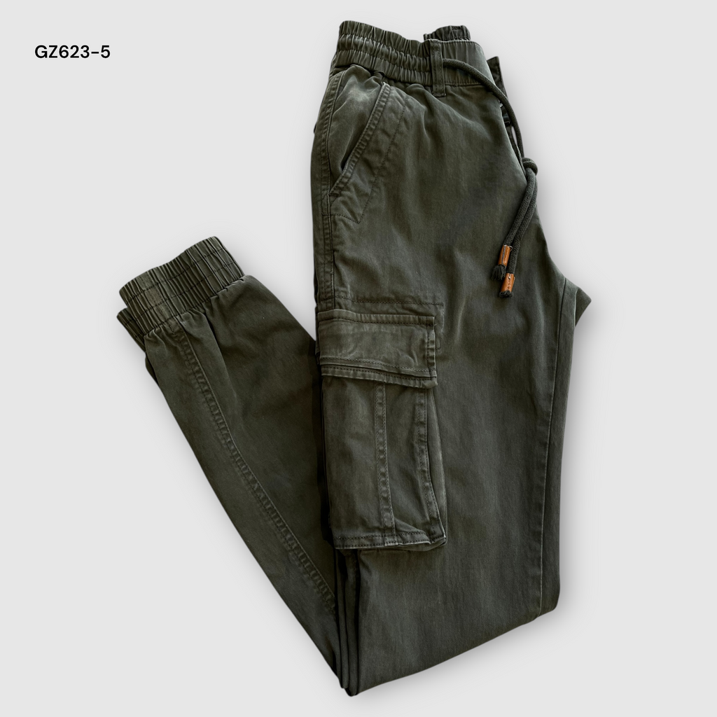 Pantalón cargo