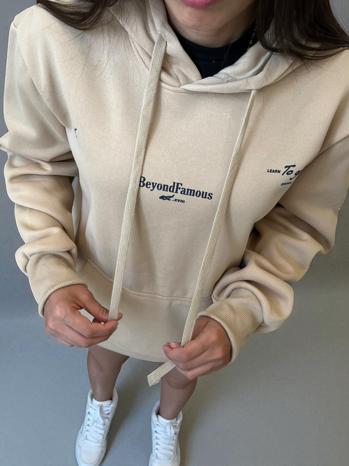 Sudadera oversize BEYONDFAMOUS