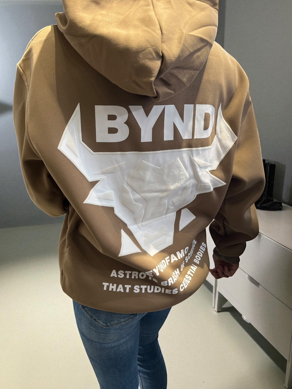 Sudadera Beyondfamous
